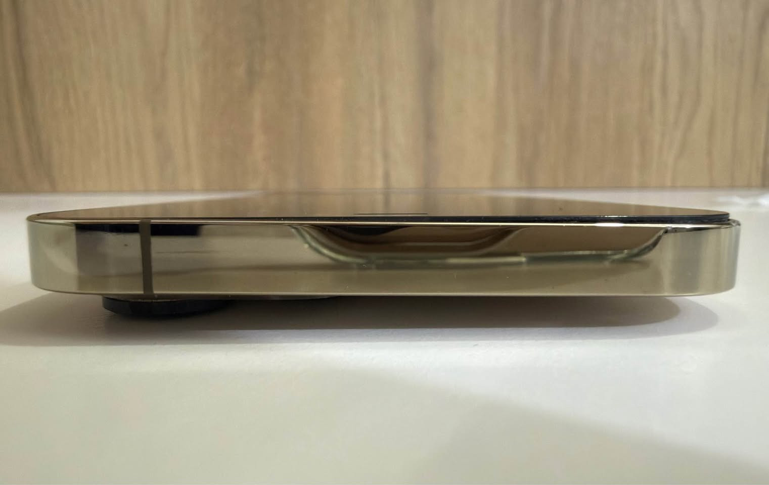 iPhone 12 Pro Max للبيع - سعر مناسب جداً
التفاصيل:
• النوع: ايفون 12 برو ماكس.
• حالة الشاشة: مستبدلة (درجة ممتازة).
• حالة الظهر: يوجد كسر (فطر) في الزجاج الخلفي (لا يؤثر على الأداء).
• صحة البطارية: 78%.
• الملاحظات: الجهاز يعمل بشكل ممتاز من ناحية النظام، الكاميرات، والسماعات. مناسب جداً لمن يبحث عن أداء الـ Pro Max بسعر اقتصادي.
السعر: [ضع السعر هنا] (قابل للتفاوض البسيط).
التواصل: [رقم الهاتف أو خاص]. النجف, العراق


**إذا كنت صاحب هذا الإعلان وتريد حذفه لأي سبب، رجاءا أرسل رسالة إلى الدعم الفني**