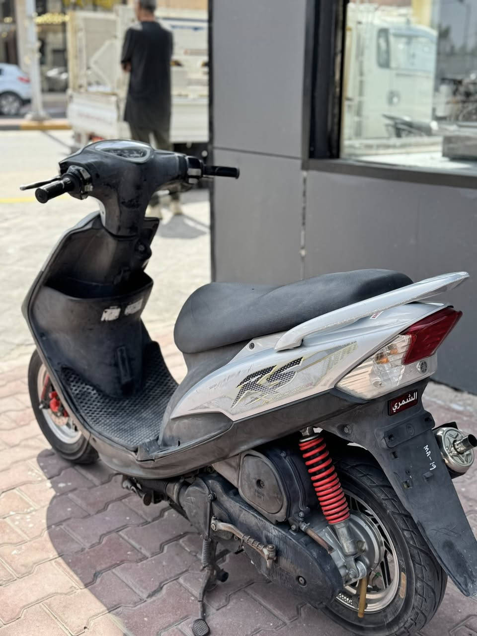 ماكس عدلة للبيع كفالة دراجة ما مفتوحة كلها ختم واحد دراجة ما متعوبة  وملحه مال جناي فقط كابريتة تجاري ونوعية مرتبة كهربائيات  كلها شغالة مابيها نقص بصره ابو الخصيب  سعر خاص . ***********
