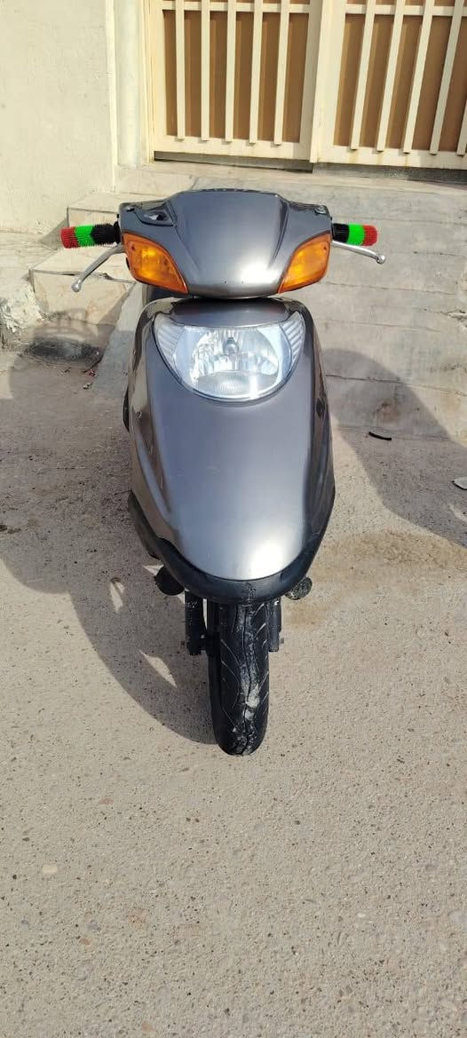 دراجه سبيي ياباني نضيفه مبدل ولفات اوراق سعر700وبيه مجال مكاني حي الحسين قرب رعايه*********** اتصل ودلل
