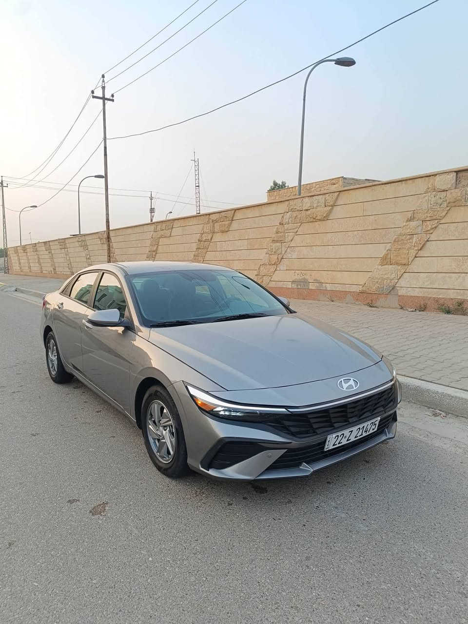 السلام عليكم
هونداي النترا للبيع موديل 24 رقم اربيل الجديد 
دخول جديد البارحه اترقمت السياره بسمي  ودخلت بغداد حادث السياره بنيد صبغ نفسه مصلح  ارباك استيرن راجع سيتم ابلادي بدون دواخل 
المواصفات 
شاشه الكتروني 
لد نهاري + لايت زنون 
فول تحكم استيرن
ثلاث انظمه قياده
السياره ماشيه 10  الف فقط السياره زيرو مشي امريكا 
رادار امامي 
ويل كب توقف ذاتي عنده الاقتراب 
محرك 2000 دوش بانزين فقط
وباقي المواصفات المعروفه 
مكان السياره بغداد السعر 165 وبيه مجال 
الهاتف ***********/***********
