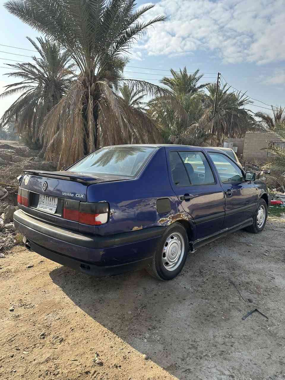 كولف فنتو 
موديل ١٩٩٤
صدر امامي خلفي جديد 
تبريد تدفئة شغال 
محرك كير جدد كير عادي 
كهربائيات شغالة كلهة جديدة 
بيهة طخة بل جاملغ الخلفي مبينة بل صور 
رقم بغداد شرط التحويل 
مكاني بغداد البياع 
السعر ٣٧ بيهة مجال
***********
