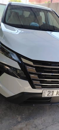 نيسان روج 2024 • نيسان روج SV • سيارة نيسان • روج 2024 • سيارة SV • رو...