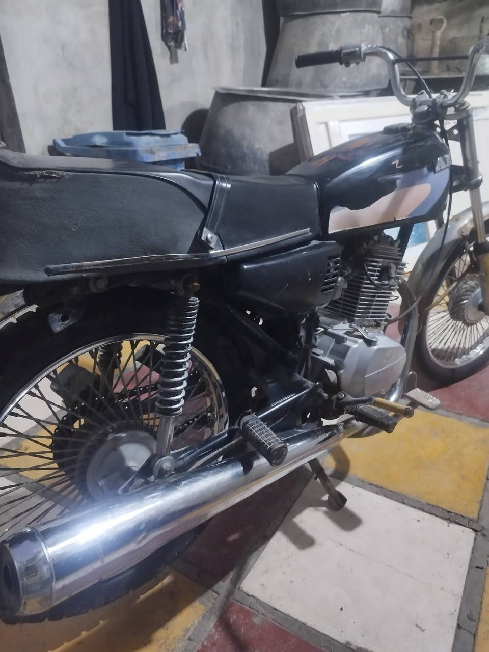 السلام عليكم دراجه كلك كلك كلك كلك للبيع مكيرنه ناعمه تخبل السعر 300 وبيها مجال مكاني نجف حي الجزيره ***********
