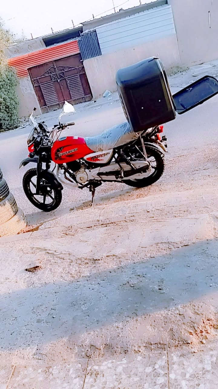 سلام عليكم بوكسر للبيع موديل ٢٢ محسوبة ٢٣ اوراق كاملة كبل تروح ترقم السعر مليون و ١٠٠ دراجة كبل للشارع مانقصها شي العنوان لامين الثانية رقم الهاتف ***********
