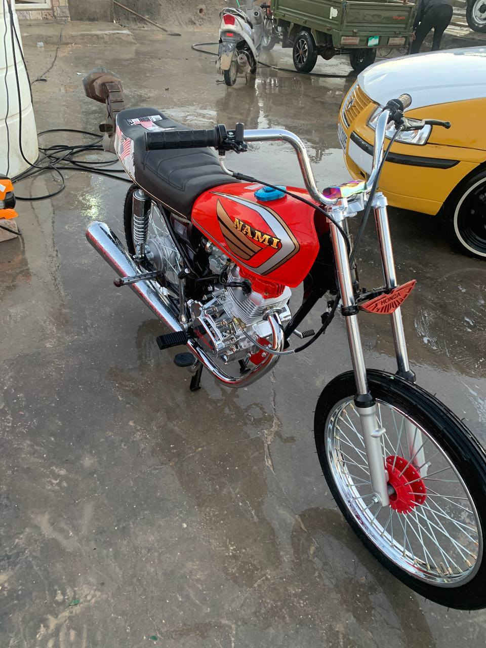 السلام عليكم شباب دراجه للبيع تعمير موديل2026ولشاصي موديل 16اوراق اصولي الدراجه كفاله عامه اول تبديله دهن مكاني الديوانيه الحمزه الشرقي 
 رقمي واتساب*********** 
خاص ما متواجد
