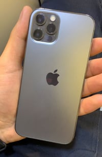 ايفون 12bro نموذج M ذاكرتة128  فيس ايدي شغال  جهاز كلة شغال  بطاريتة 1...