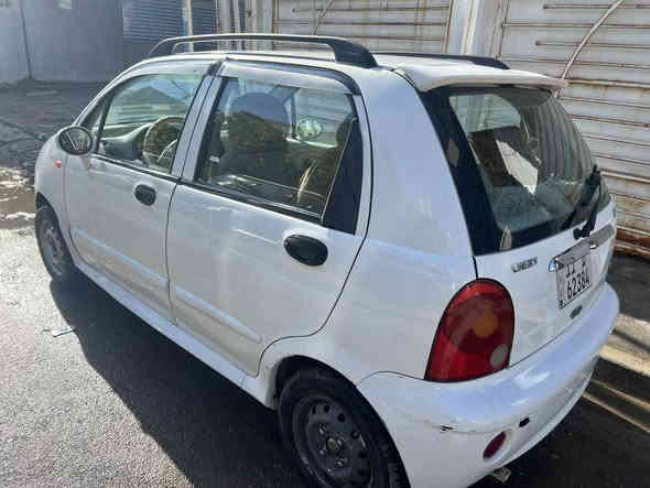 للبيع كيوكيو موديل ٢٠١٢ صدر امامي خلفي جديد تخم ناير امامي جديد تبريد +تدفئة رقم الماني جديد هزة جديدة جامة امامية جديدة كير اوتو +عادي العنوان بغداد حي الجامعة السعر ٣٧ورقة للاستفسار الاتصال هـ ***********
