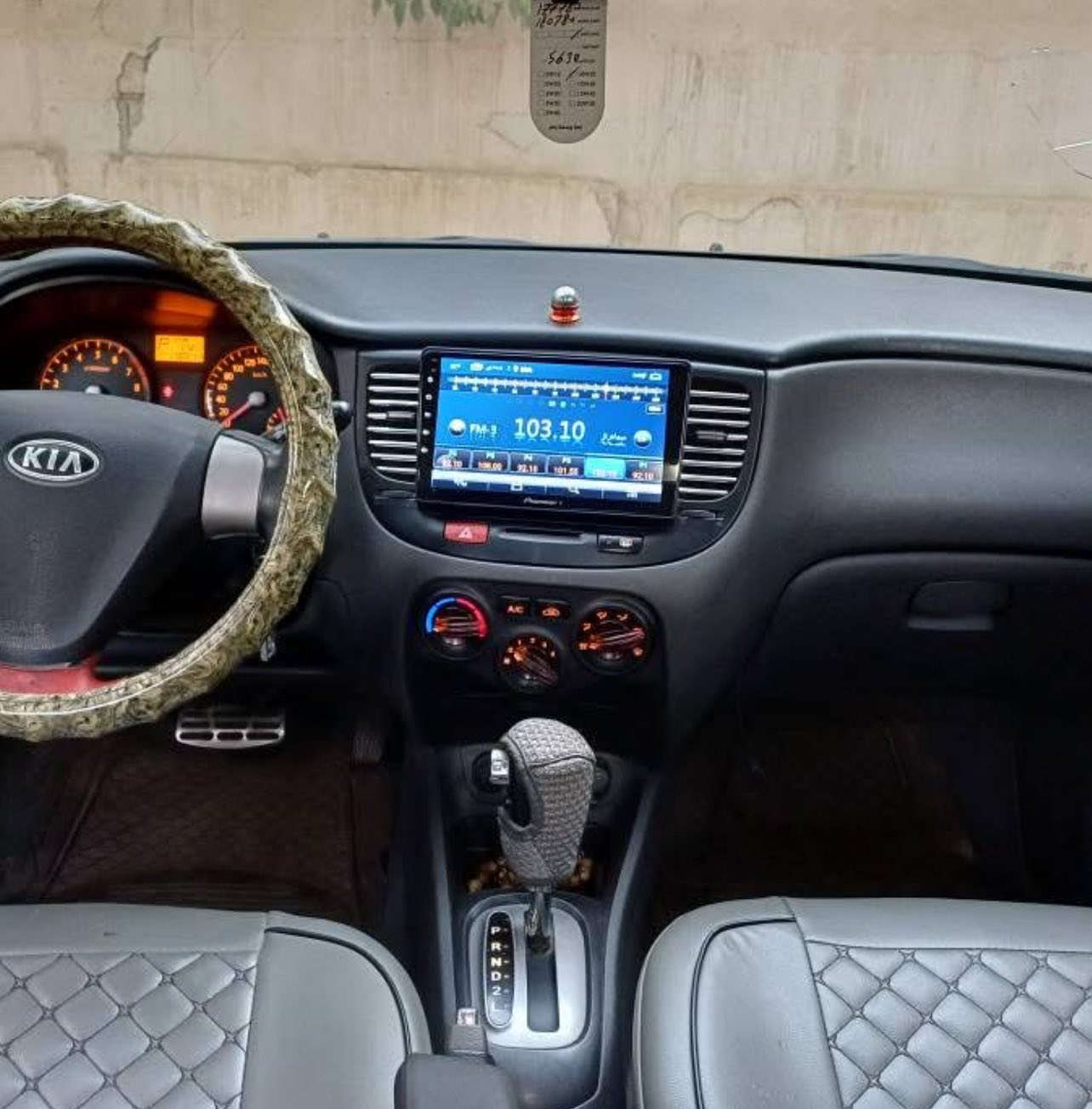 شاشات أندرويد فول وضوح 4k
وضوح الالوان من جميع الجوانب ips screen
شاشة كزاز سريعة اللمس تاج حراري  
تنزيل برامج  من الانترنيت
 بلوتوث/ WIFI / فيديو / خرائط / يوتيوب / منفذ فلاش / دعم تحكم الاستيرن / تفعيل كافة اوبشنات السيارة 
ذاكرة داخلية 
ذاكرة خارجية 
راديو  fm  am
سوق بلي
دبل بروسسر  معالج قوي 
تدعم تشغيل الكامرات 
الفيشة بلادية 
للاستفسار الاتصال على الارقام

                                                                    *********** واتس أب
