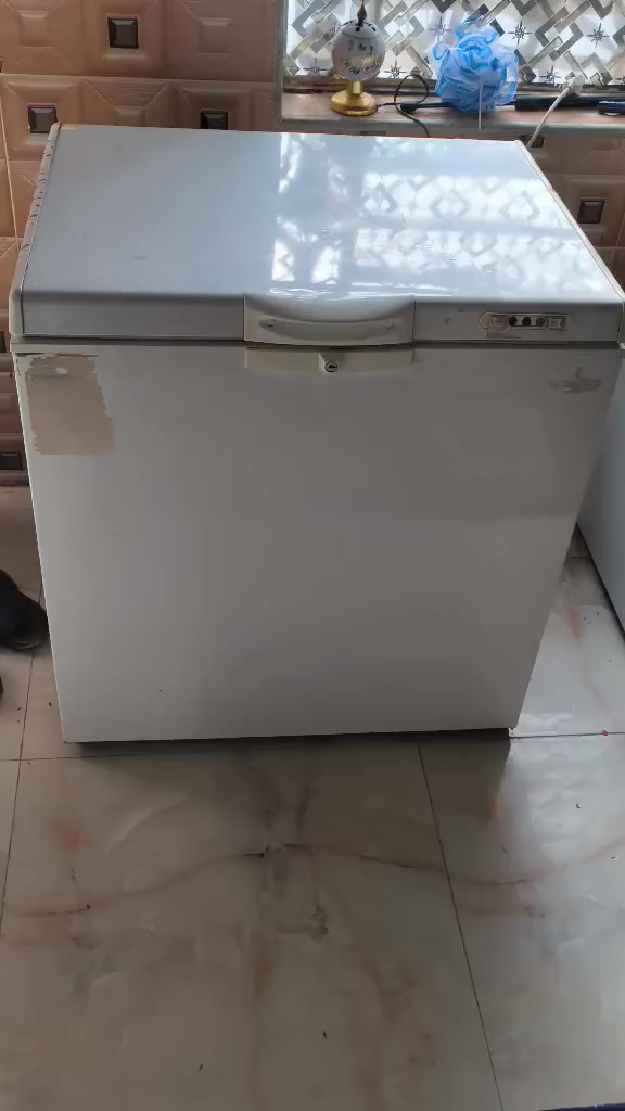 عندي مجمده للبيع سعرها 210 وبيها مجال وسخان سعره 55 وبه مجال حجم كبير وزوليه سعرها 80 وبيها مجال قياس خمسه بيها اربعه و وسنك سعره 120 وبمجال والكاونتر بيجي داير كامل سعره 300 وبي مجال تسكام  وامرواحه قفل15 والميز المرية سعره ب115 وابي مجال بسيط ثكيل كلش والزواية115 وابيهم مجال رفوف جداريه30 وابيه مجال مكانهن الغرض نجف  والغرفة تركية ب750 وابيه مجال ضخمة كلش


**إذا كنت صاحب هذا الإعلان وتريد حذفه لأي سبب، رجاءا أرسل رسالة إلى الدعم الفني**