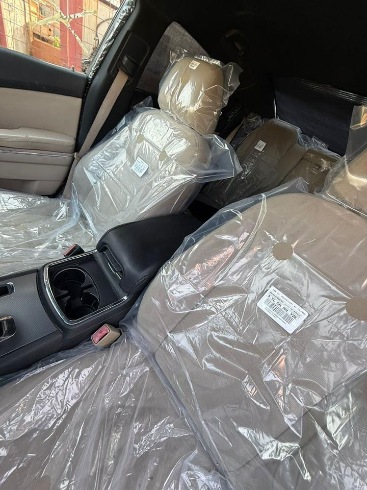 السلام عليكم
جارجر 2013

حاويه بدون كص خليجيه

ادووووات اكرر ادووووات

مكينه 3600

حجر بيئه موجود بيهه

تخم تاير حداده 

جاهزه من كلشي 

بيهه لوحات مربعات اربيل وسنويه

للبيع للاستفسار ***********

البصره
