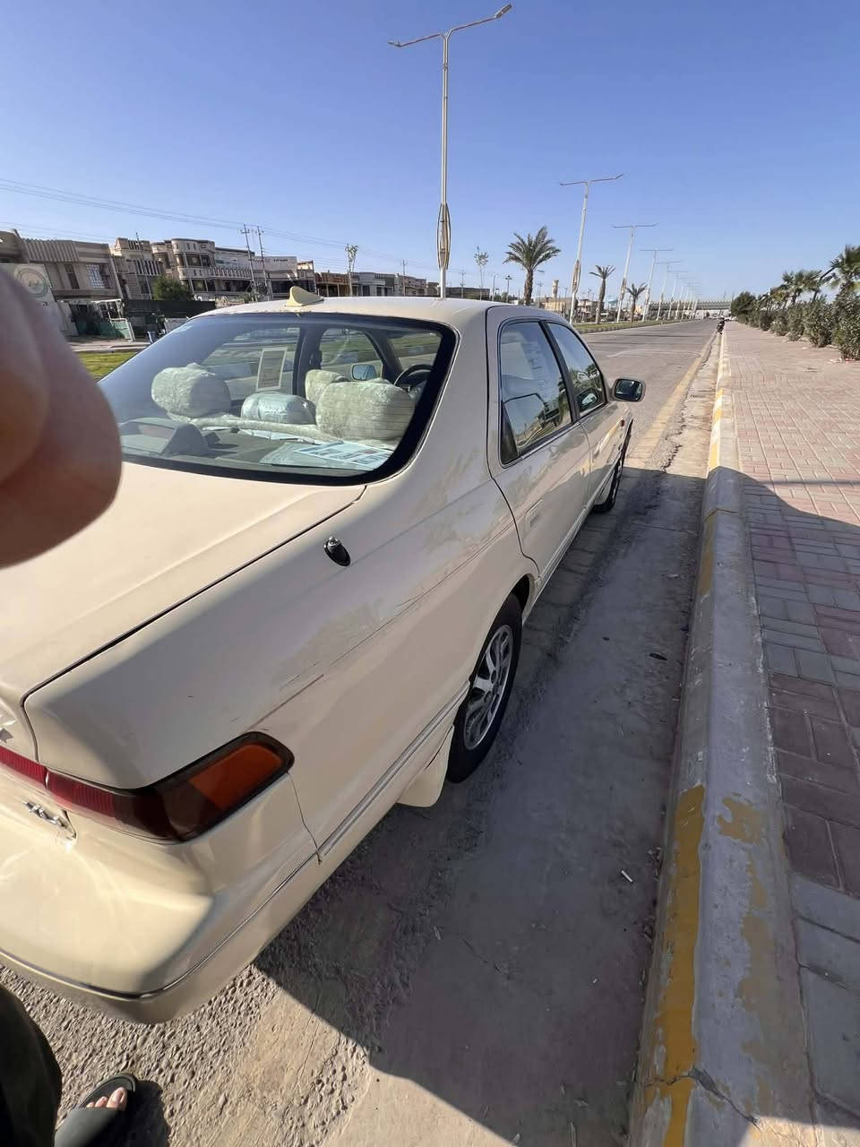 كامري تيوتا سياره جاهزه تبريد تخم تاير سياره جديده خير من الله موديل 1998 محرك كير بحاله جيده. سعره 80 وبيه مجال حك الجيه مكان الفلوجه حي العسكري قرب سيطره موضفين. فقطـ بيع 
***********
