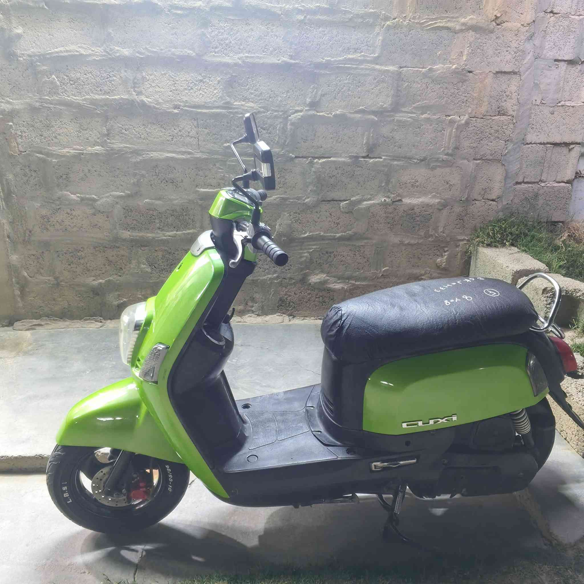 بوليس مفتوح نوزل
البيع ***********
