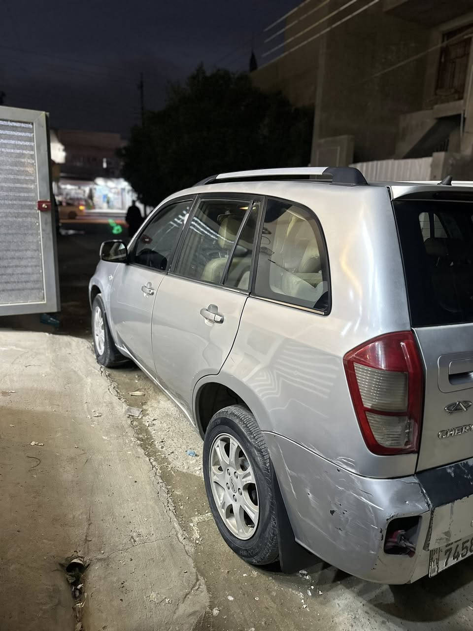 السلام عليكم
شيري تيكو 2013 للبيع
سنوية باسمي رقم بغداد دولي جديد محرك 1800
حساسات خلفية تدفئة كشنات تحكم ستيرن
فتحة سقف تبريد شغال 

گشرهة بلادي مابي صبغ او تبديل
بي كم ملاحظة الي واضحات بالصور

مكاني بغداد الرفاق

السعر المطلوب 65 ورقة وبيهة مجال
للتواصل ***********
