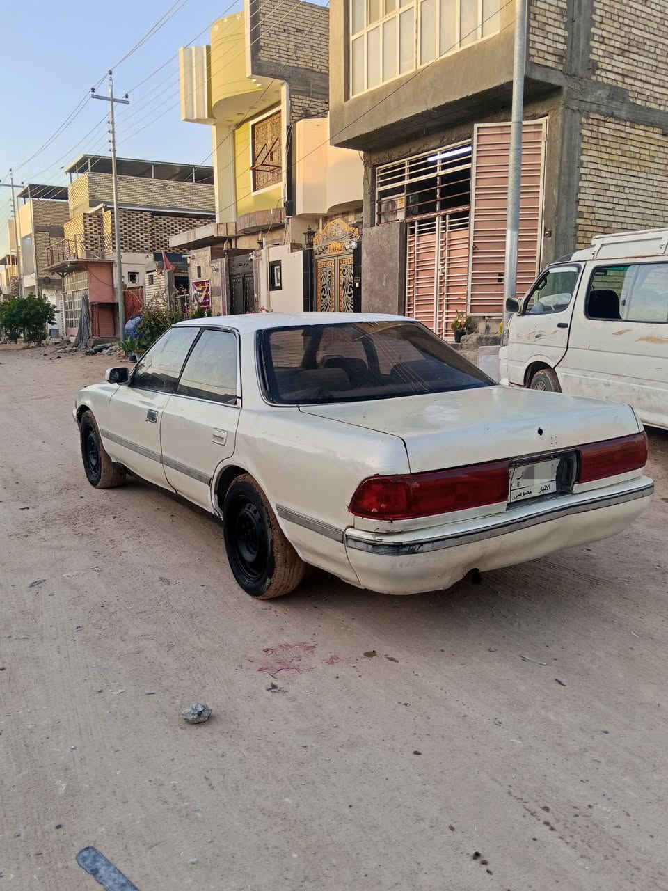 سلام عليكم للبيع مارك رقم انبار راعيهة بكربلاء تحويل مباشر مكفولة من الكص  كير محرك نضاف  ونجي  حدادية 50بلمية   غرفة نضيفة السعر 18وبيهة مجال رقم الموبايل***********  مكان النجف الاشرف
