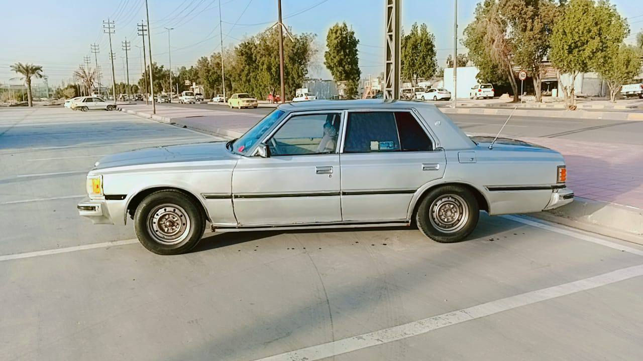 السلام عليكم سوبر 82 رقم انكليزي مكينة وكير وحدادية كارتون سيارة مال جناي تاخذهة وتدعيلي ترايك وين ميعجبك شرط راعيهة يريد مداور السعر 35 مجال حك الجية الرقم *********** / ***********
