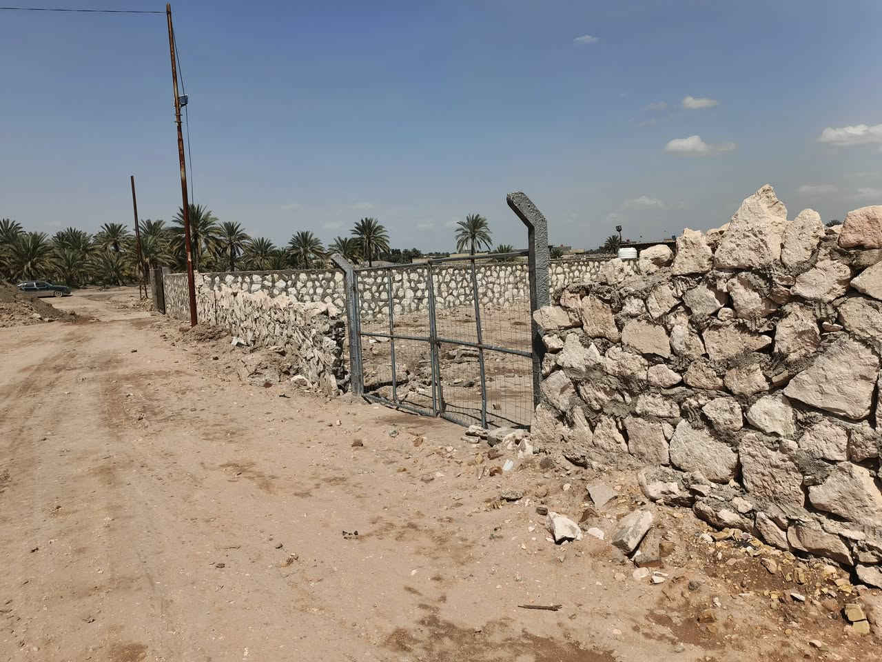 عش الراحة والرفاهية واحصل على بيت العُمر
البيت للبيع مساحة. 1700 متر مربع
يحتوي الدار علي  غرفتين ٤×٥+ مطبخ ٤×٤+ حمام+ مضيف٤×٦
الموقع حله منطقة ابراهيم الخليل عليه السلام 
جنس البيت طابو زراعي سند 25 تحويل ثاني يوم
متواجد كافة الخدمات بي من ناحية 
الماء وكهرباء ومولده خطين
لاستفسار اكثر الاتصال علي الارقام التاليه
***********
‏‪ملاحظه السعر تفضل خاص
