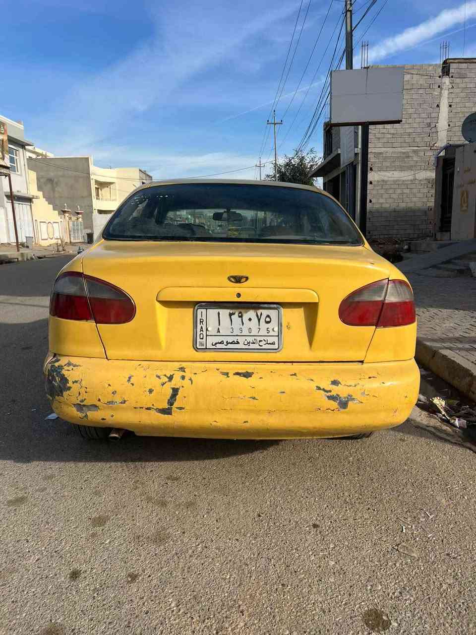 دايو لانوس موديل 2000 الرقم صلاح الدين خصوصي  وليست تكسي السنوية نافذة لغاية شهر 9 كير عادي محرك وكير شرط تاير جديد
شرط التحويل السعر 25 ورقة وبيها مجال
للاستفسار الاتصال على الرقم 
*********** Singapore
