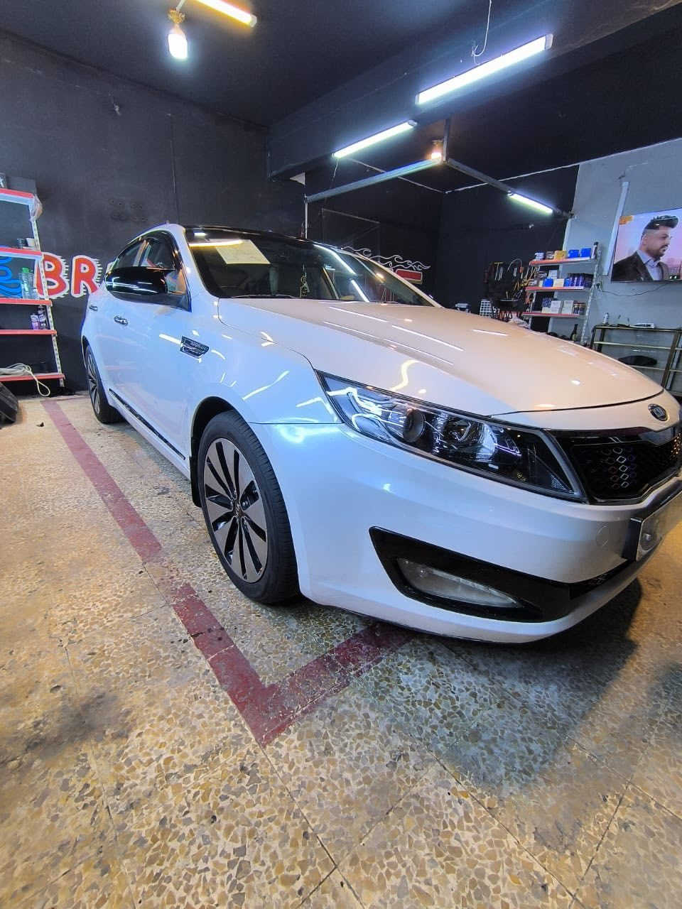 سيار وارد خليجي
موديل 2011
بدون صبغ شرط
سياره باسمي شرط التحويل 
سياره كلش نظيفه 
فوال السياره 
معروفه موصفاته 
العنوان موصل 
للاستفسار لاتصال عل الرقم ***********
