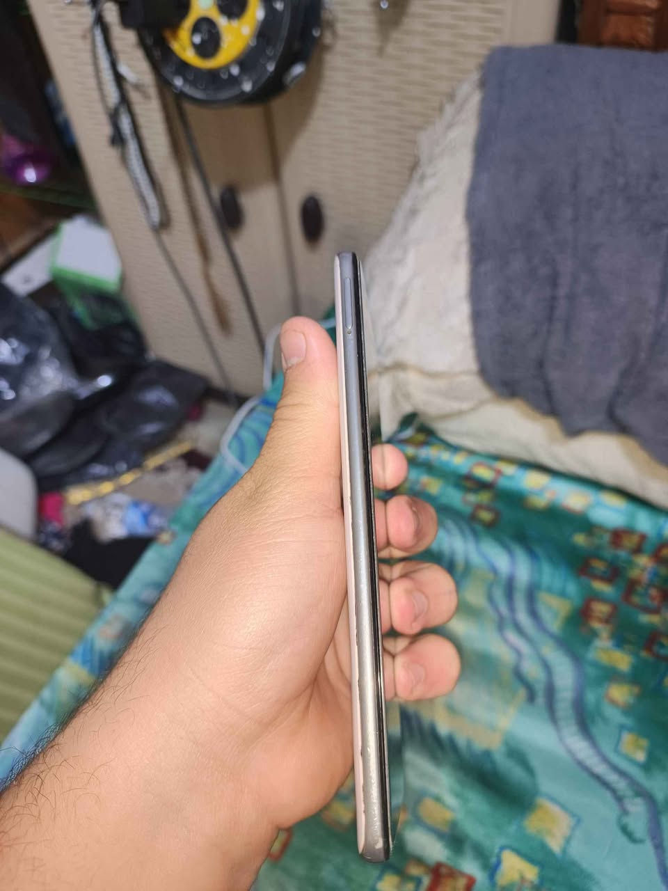 سامسنك a71 ذاكرة 128 الضهر مالتة مشخوط و اكو كسر بالشاشة بس ما مبين سعر 150الف المكان بغداد الامين فلكت الحدادين 
واتساب*********** بغداد, العراق
