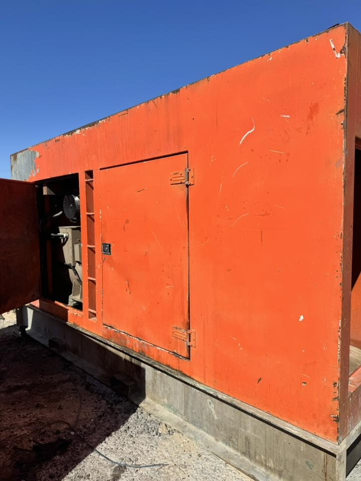 ادور شي يبقى عمر وياك  ماعليك غير بالافيكو حجم 137 سوبر خلفي قدرة 350 كيفي العنوان كربلاء للاستفسار الاتصال ع رقم 

‭0771 733 3312‬
