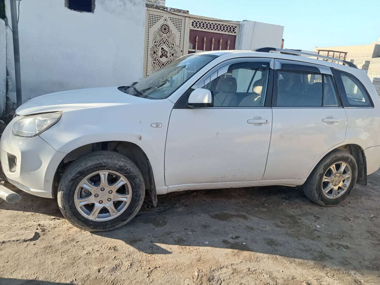 تيكو ٢٠١٣للبيع سياره حلوه وجاهزه السعر ٦٠ عنواني الديوانيه السياره رقم قاسيه ومالكه نفس المحافظه رقمي ***********
