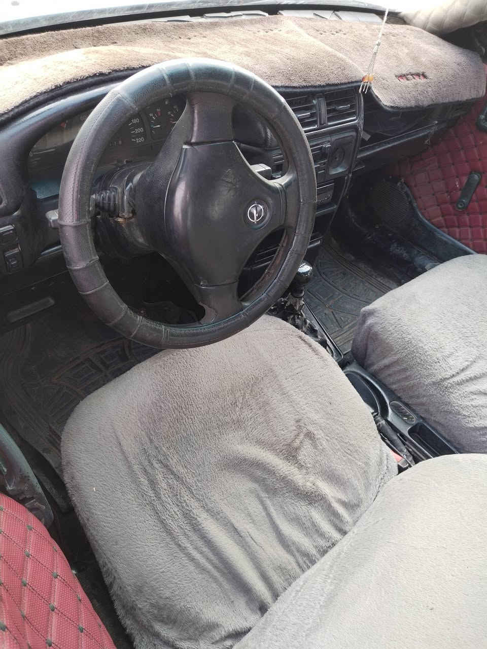 فكتره موديال ٩٢ حجم ٢٠ سياره جديده دفتر بنزين محرك وكير شرط مشروع وطني سنويه مجدد  ٣١ السعر دفتر بنزين تحويل وكال سياره باسمي السعر ٣٣ ورقه رقم وتساب *********** رقم موبيل ***********
