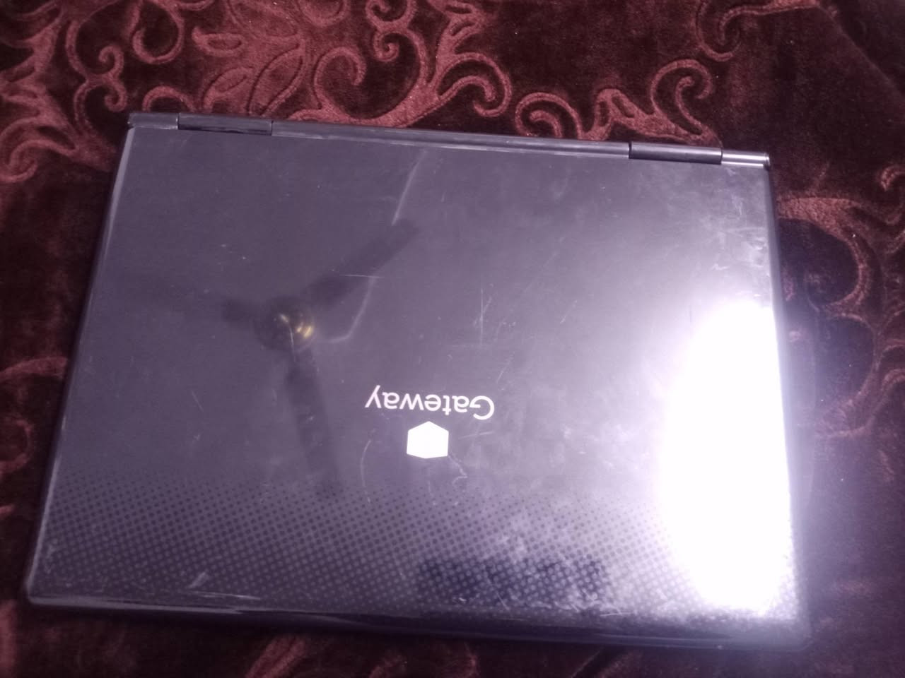 للبيع لابتوب ناقصها هارد وشاحنة السعر 50 ويا التوصيل المواصفات موضحة بالصور


**إذا كنت صاحب هذا الإعلان وتريد حذفه لأي سبب، رجاءا أرسل رسالة إلى الدعم الفني**