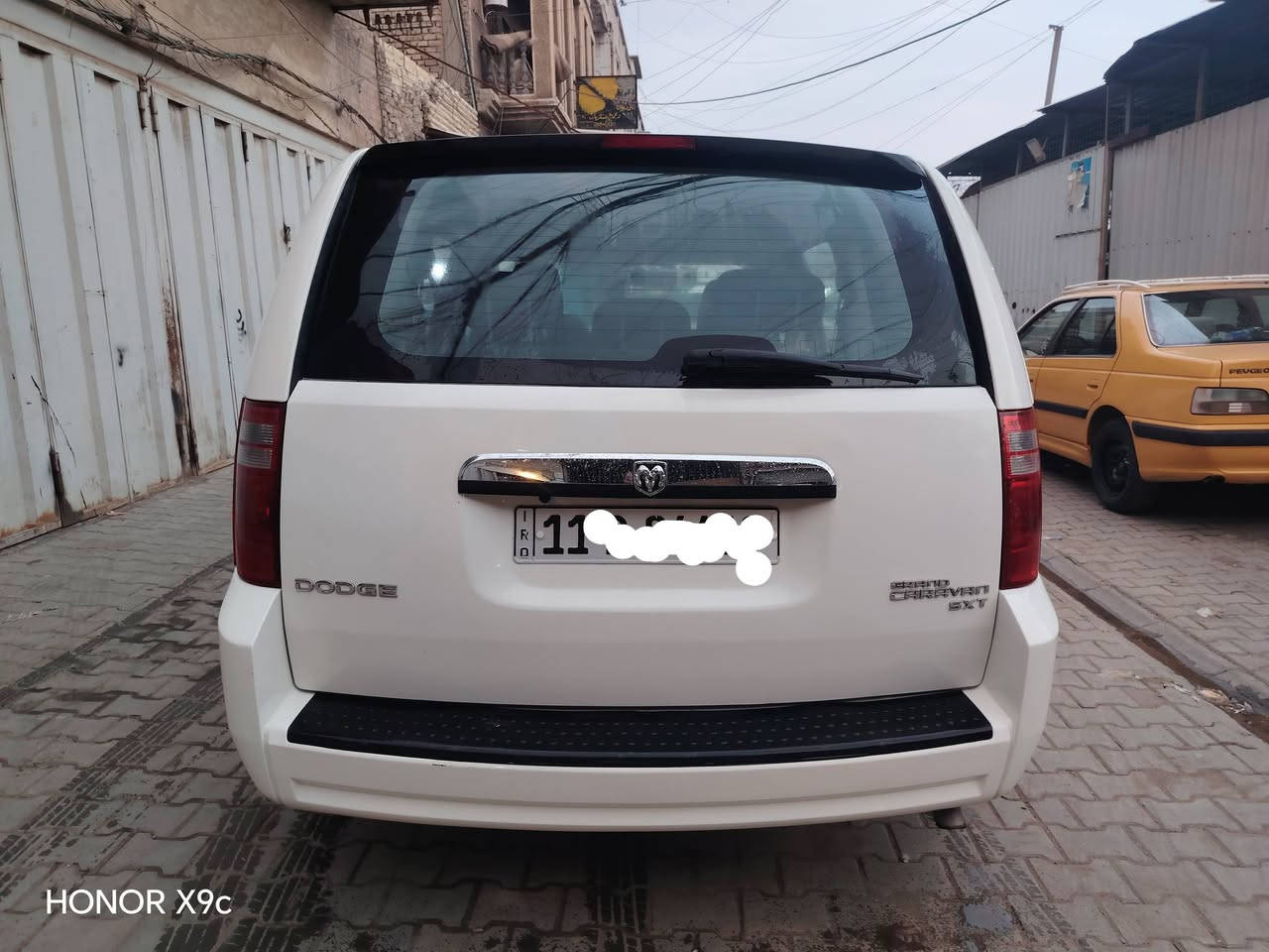 دوج كرفان 2009 
ماشيه 97934
السيارة بدون حادث بيه اماكن صبغ اثر شخوط
SXT
كشنات بلع
ثلاث قطع تبريد
البيبان كهرباء
تحكم ستيرن
محرك 3800
*********** احمد
متواجد من ال5 العصر وفوك 
السعر 125
