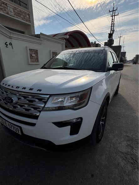 للبيع فورد إكسبلورر 2019 XLT – وارد أمريكا
 💥🚗

 • حادث أمريكا خفيف ربع الجاملغ
 • باب السايق معدل
 • داخليتها مرتبة ونظيفة
مواصفات:

 • محرك 3.5 V6 / أوتو 6 سرعات
 • 7 ركاب (3 صفوف)
 • شاشة SYNC + كاميرا رجوع
 • حساسات + كروز كنترو
           صندوق كهربائي 
           
         صور امريكا مرفقة بالمنشور 
         هزة جديدة السيارة جاهزة للاخير   
        السعر 220

          العنوان بغداد الدورة *********** بغداد
