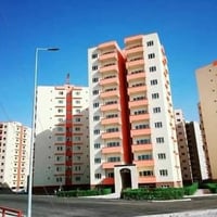 🏠 شقة للبيع في مجمع الزهور السكني – بغداد / سريع محمد القاسم 🏢 عمارة D...