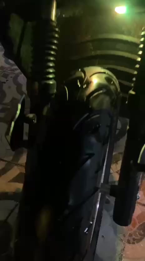 العنوان بغداد الحارثيه السعر 950بيها مجال *********** دراجه نضافه
الصاعقة المختلفه

6 باتري | 52 امبير | 72 فولت

ملف 2500/ سرعه 90 حقيقي

تقطع ب الشحنه الوحده 75كيلو
