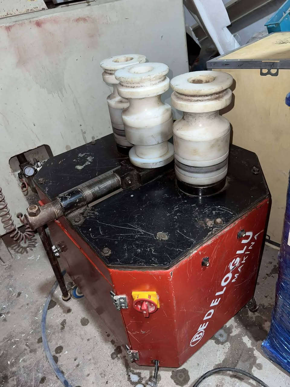 السلام عليكم.. صلاح الحداد لبيع وشراء مكائن الالمنيوم المستعمله *********** ديالى  بعقوبة
