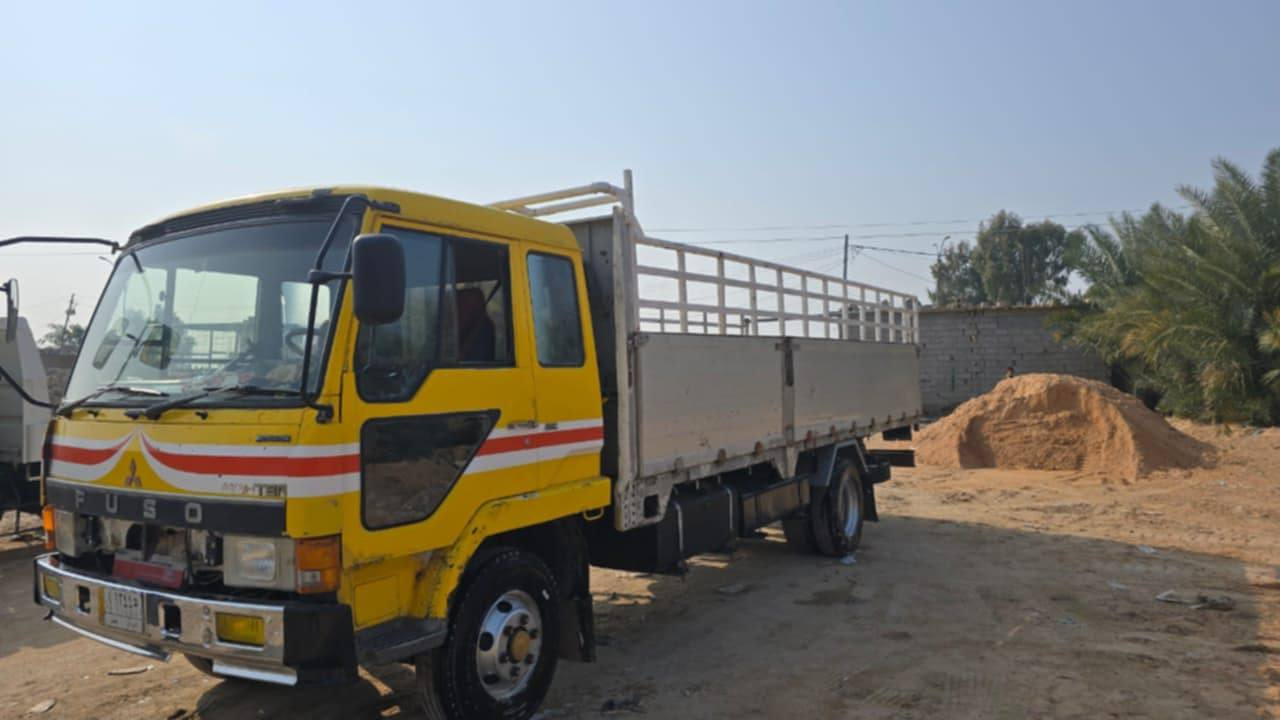 سلام عليكم هينو مسيبوشي فوزه طول سته وربع كفاله عامه كير ومحرك واكسن تخم تاير لوره 19ونص ولكدام 17
الاستفسار على هذه لرقم ‏‪‏‪0 783 350 9302‬‏//‏‪0 783 891 6093‬‏
