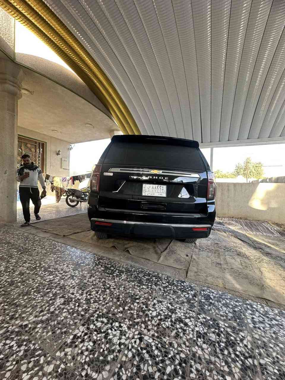 تاهو 2023LS بأسمي كفاله عامه زيرو ماشيه 5 ألف و290 كيلو سعر 550 وبيها مجال بيع سريع ***********
