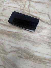 ايفون 14 برو ازرق  ذاكره 128  بي كسر من الخلف شرط ممفتوح على الفحص  ال...