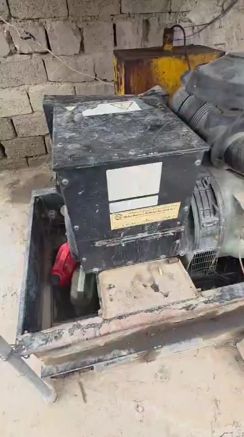 مولده بيركنز انكليزي اصلي لاتنقيص لاتبخير راس توليد بلادي بدون لف تنطي 200امبير للاستفسار هاذه رقمي ***********
