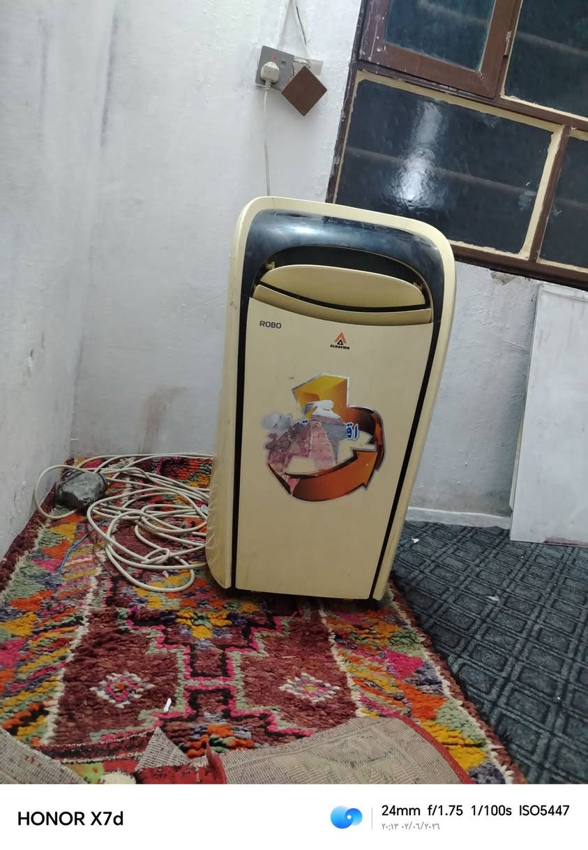 سبلت داخلي صغير تدفانفينتر يرهم داخل البيت أو المحل


**إذا كنت صاحب هذا الإعلان وتريد حذفه لأي سبب، رجاءا أرسل رسالة إلى الدعم الفني**