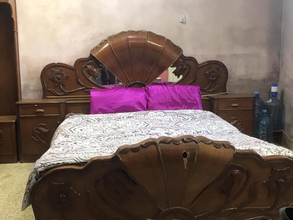 السلام عليكم ورحمة وبركاته عندي غرفة نوم البيع نظيف صاج خشب ثقيل العنوان موصل السعر ٥٠٠بيه مجال التوصيل رقم ***********
