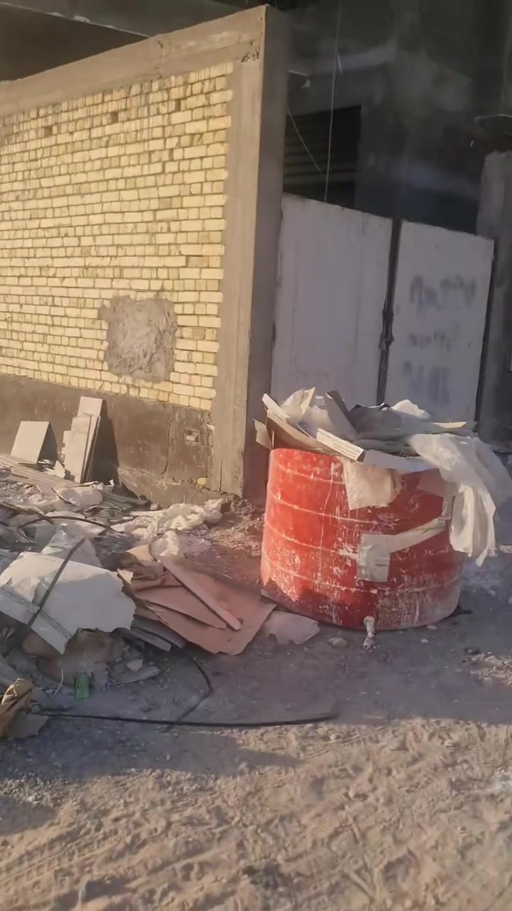 قطعه للبيع طابو صرف المساحه ٢٠٠م  البصره  الحشد خلف ياسين خريبط نافذه من شارع ٦٠م مقابل مجمع القضاة وايضا نافذه من شارع ٣٠م موقع مميز الاتصال ***********
