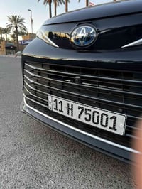 سينا بلاتينيوم ٢٠٢٤ لون اسود للبيع سياره فقط صبغ باب صندوق فقط  حادث ج...