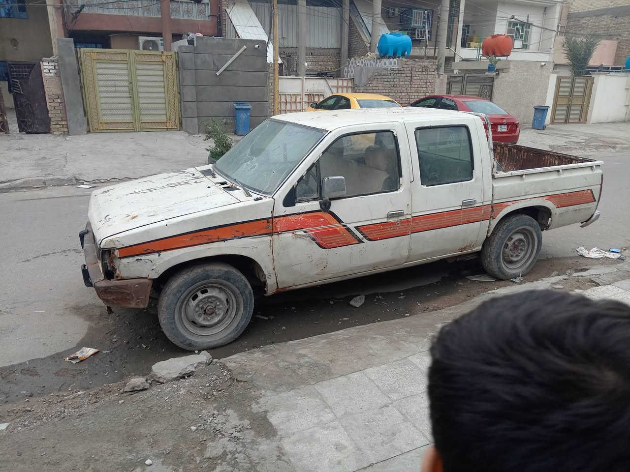 السلام عليكم
بيكم 89 رقمه بغداد  السعر 23 وبيه مجال لسراي شغالة 
بغداد مدينه الصدر 
***********
