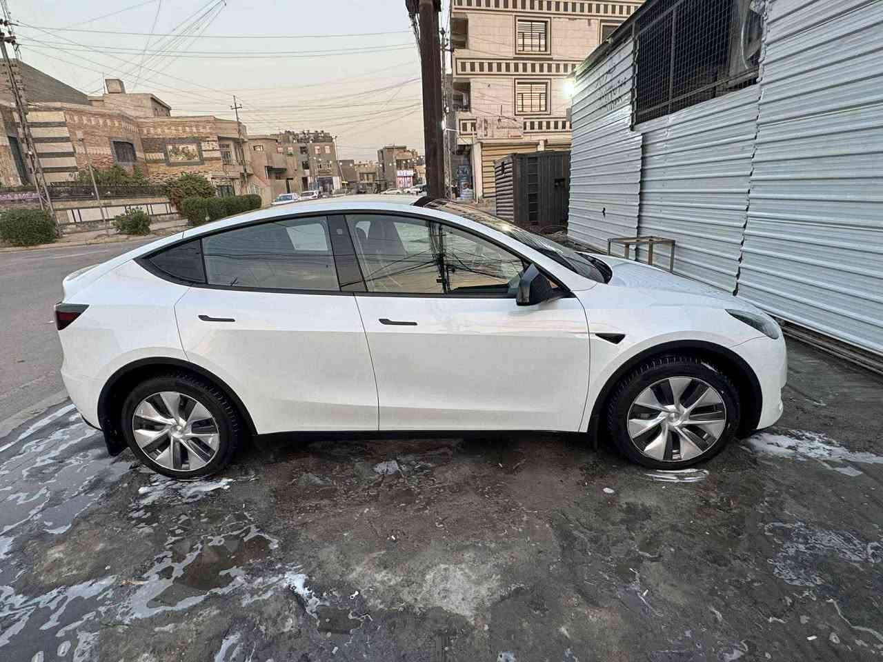 السلام عليكم
للبيع تسلا مودلY 

لونك رينج

دبل ماطور

السيارة بدون أيرباك

حادث بسيط
بيهة صبغ نص باب سايق وربع جاملغ امامي فقط
الباقي كفاله

السيارة أون لاين 

ماشيه 22.285 كم 

وقابل للزيادة

السعر 22.500$

وأي استفسار هذا رقمي ***********
