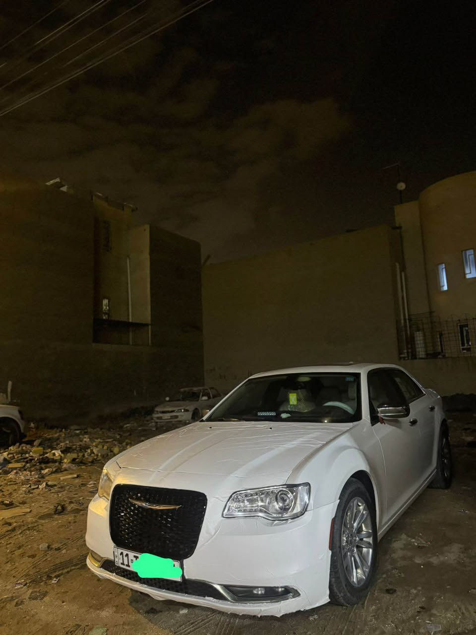 مديل 16 معلايه 20 
السياره كفاله بيه قطعه صبغ بدون فتح
جاملغ امامي فقط صبغ 
العنوان البصره 
السعر 180

الهاتف ‭0771 614 5192‬ البصرة, العراق
