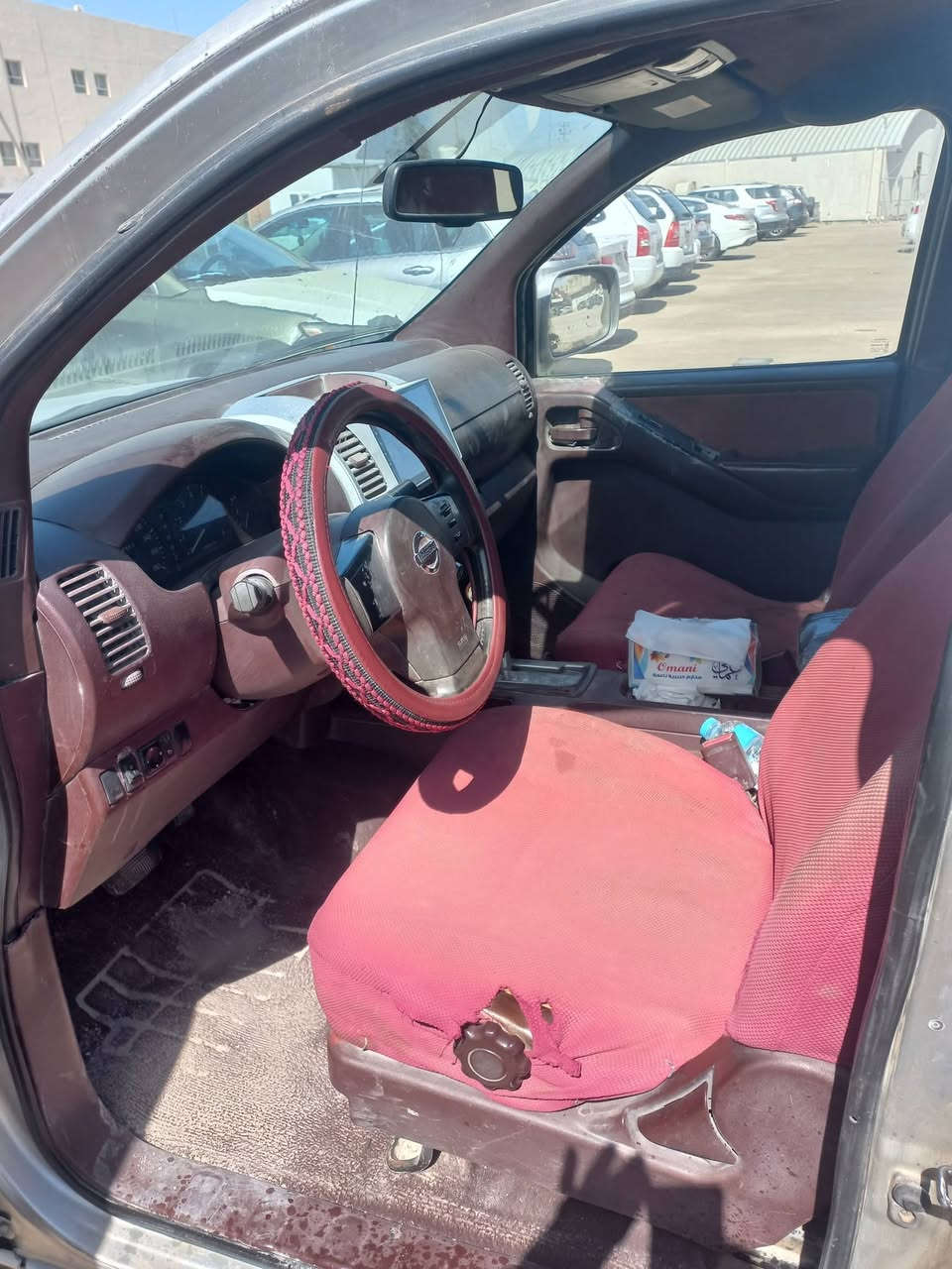 سلام عليكم
نيفارا موديل 2009 سلفر محور D4 حجم كبير تاير تخم سنويه باسمي 2029 رقم انگليزي جديد  بصره  سياره جاهزه ماعدى التبريد  مامرجعه بعد التحوير 
السعر 85وبيه مجال
الاتصال على الرقم ***********
