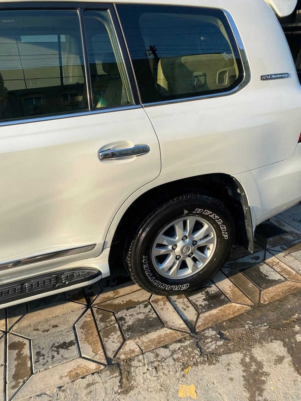 لاندكروزر 2011 ستينية اصل ماشيه 200 الف 
رقم بغداد محرك 8 سلندر 4700 مامفتوح ع وضع الشركة بدون صبغ نهائيا سعر 351 وبيها مجال جدا بسيط


**إذا كنت صاحب هذا الإعلان وتريد حذفه لأي سبب، رجاءا أرسل رسالة إلى الدعم الفني**