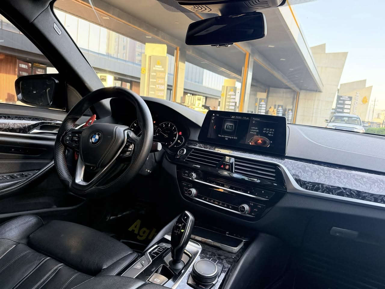 السلام عليكم حبايبي
Bmw 2017  
530i 
بنزين 
محرك  v4  توربوو  
محرك  گير  شرط مامفتوح  

2017 

حجم 530i 

سعر 228$ بيها مجال  انشالله  

٢  قتعه  صبغ  
بدون دواخل  بدون ارباك  شرط 

كفالة لغد شاصي
بدون ارباك 

كفاله كير محرك 

كهربائيات كله شغال
ماشيه  ١٤٥ 
المواصفات
شاشه كبير  
ماوس كبير 
1/1  فوول فوول 
داخل اسود  
بصمه
فتحة
رادار 
ستيرن M
شاشة 
كشنات ٧٠٠ vip 
كاميرا 360

تحكمات ستيرن

كشنات تدفئة

كشنات كهرباء خزن

سايد بريك عصى

مري كهرباء

مري قلاب R

ابواب بصمة

لايت داينمك اوتو

ويل BMW اصلي 

شاشة اعطال

حساسات خلفي امامي

ماسحات اوتو

تركشن تزحلق

انظمة قيادة 

شفتات ستيرن

مكان جمجمال  سليمانيه ***********

