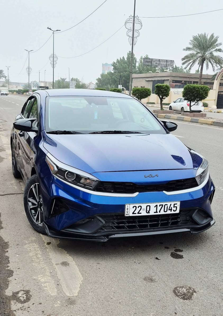 سلام عليكم
كيا فورتي مديل 23 وارد امريكي بدون ايرباك
مكينة 2000 دوش تحكم مقود جهتين سياقه ذاتيه
 اربع وضعيات قيادة قيادة ذاتيه مانع تزحلق شاشه كبيرة 
تدعم كاربلي  ويل كب رادات امامي خلفي جانبي لايت زنون كامره دواره بدون ايرباك حادث بسيط بيه شبر صبغ فقط باقي كفاله شواصي لغود تكم كفاله سياره اخت الكلين سياره جديده 
 صور الحادث والسونر بالمنشور رقم اربيل باسمي شرط التحويل 
السعر 145 بغداد البلديات الهاتف *********** واتساب 
*********** اتصال مكلف بالنشر شراي يتصل

