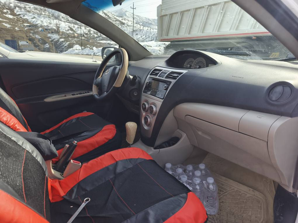 یارس بڕاوەی دوبەی ،تۆماتیک،  کامل مەسرەف کراوە ،برێگی بەستراوە ،تەبرید لەسەر سویچ ،مەکینە ۱۳ زۆر بەهەڵمەتە ، چوار تایەی تازە ٤٠گەڵا  *********** بشدار, السليمانية
