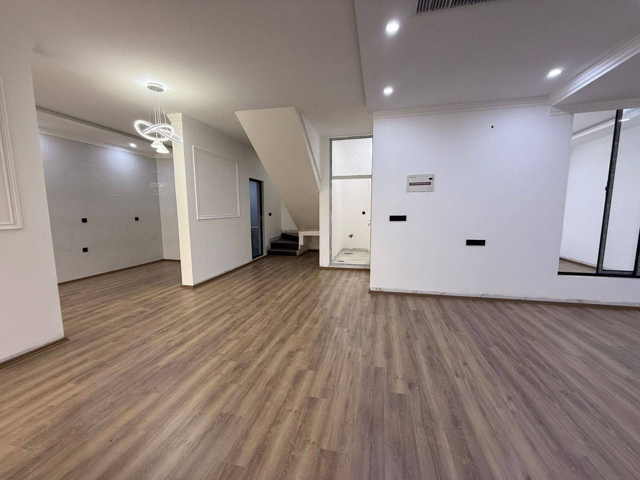 *********** واتساب ***********
سعر 17 فتر وه 50ورقه  بي مجال
