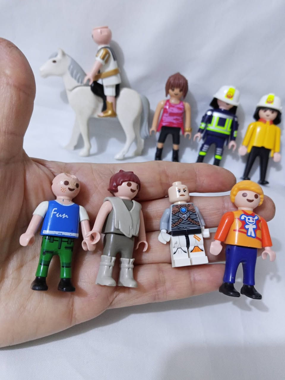 شخصيات بلايموبيل عدد 15 قطعة كلهن ب10 الالاف مع التوصيل 😊(بلاشش)


**إذا كنت صاحب هذا الإعلان وتريد حذفه لأي سبب، رجاءا أرسل رسالة إلى الدعم الفني**